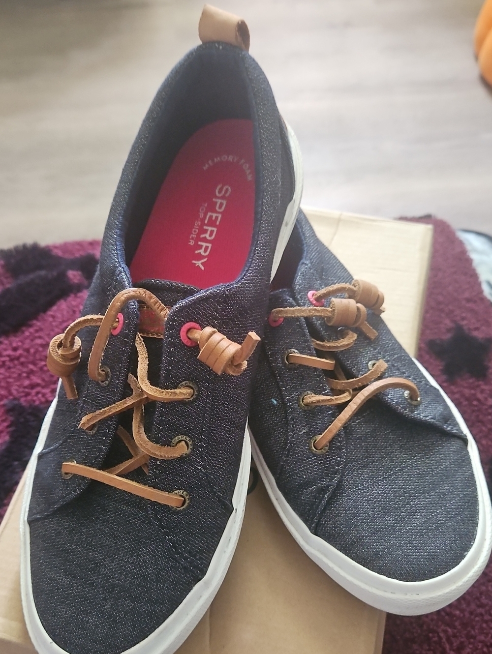 Sperry Women's Navy Canvas Sneakers Size 8.5 worn once